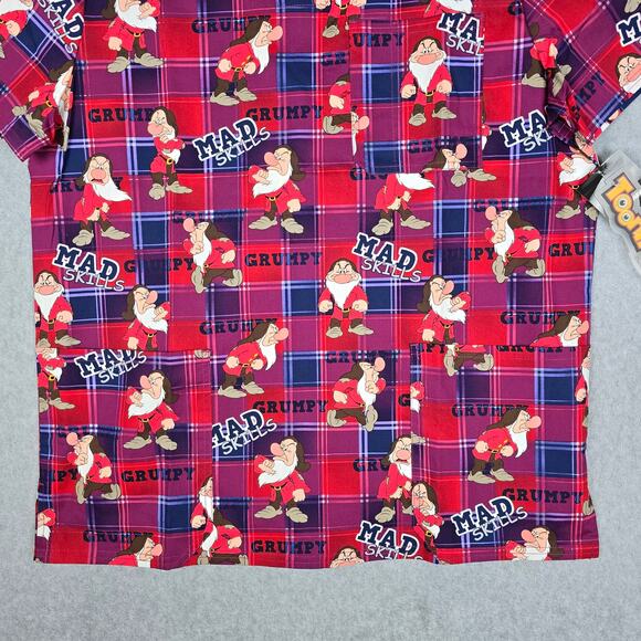 NWT Disney Mens Medium Grumpy Print 3-Pocket Scrub Top Tooniforms by Cherokee - Picture 5 of 16